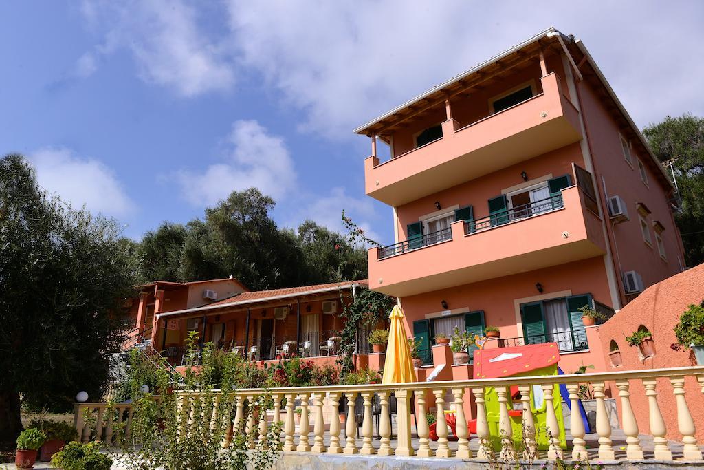 Paradise Apartments Paleokasztríca Kültér fotó